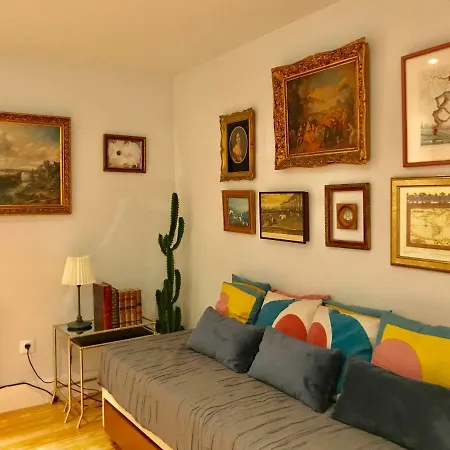Daire Cathedral Luxury And Spacious *