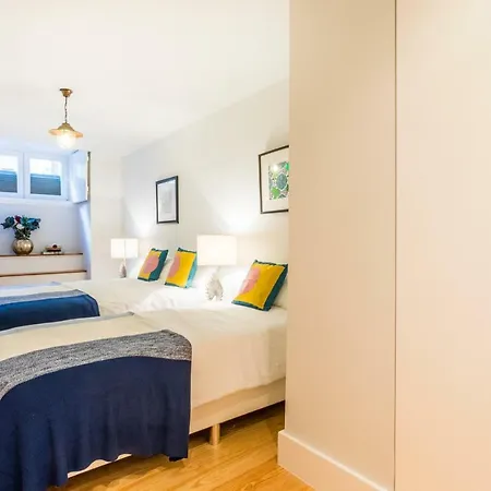 Cathedral Luxury And Spacious Daire
